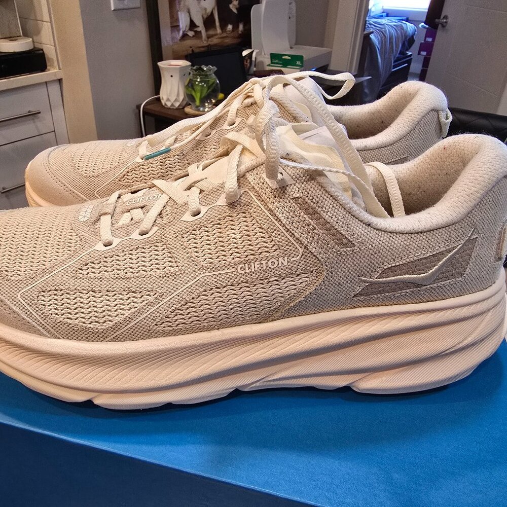 Hoka One One Vibrant Bloom U CLIFTON ONE9 BP - ALABASTER / CIELO BLUE Men's 13